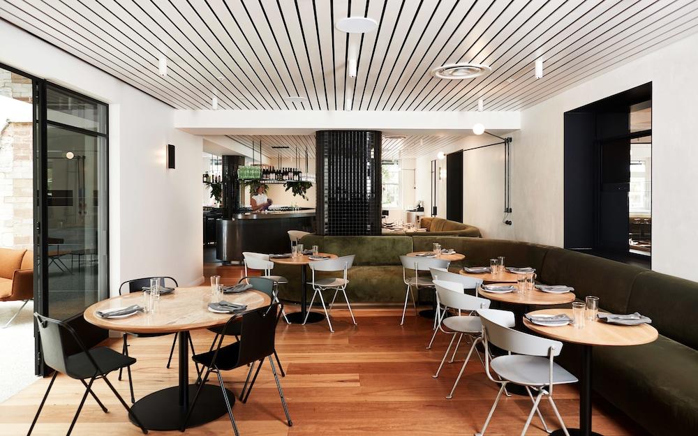 The Prince Melbourne Bagian luar foto